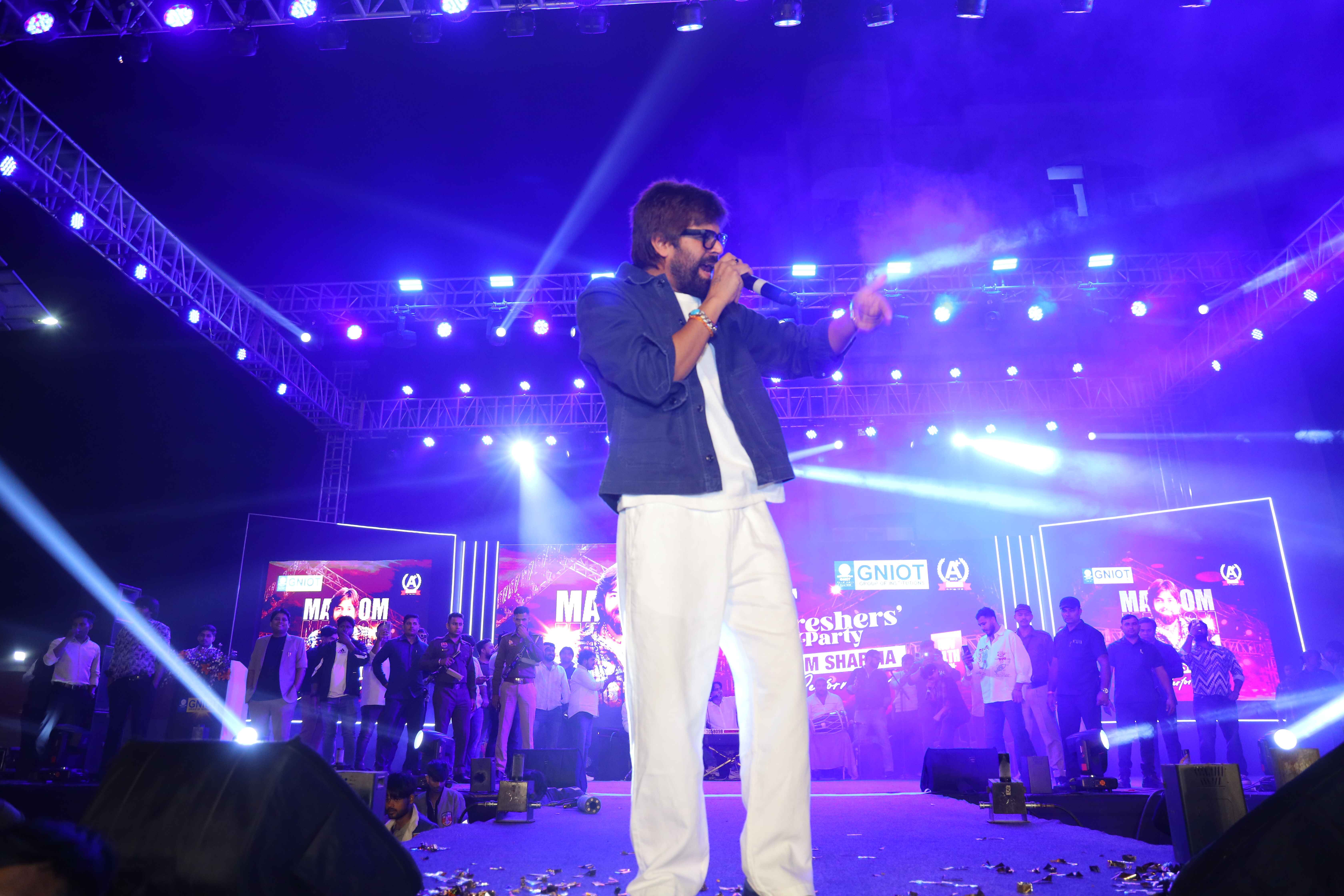 Masoom Sharma is a popular Haryanvi singer known for his energetic songs and powerful stage performances. 